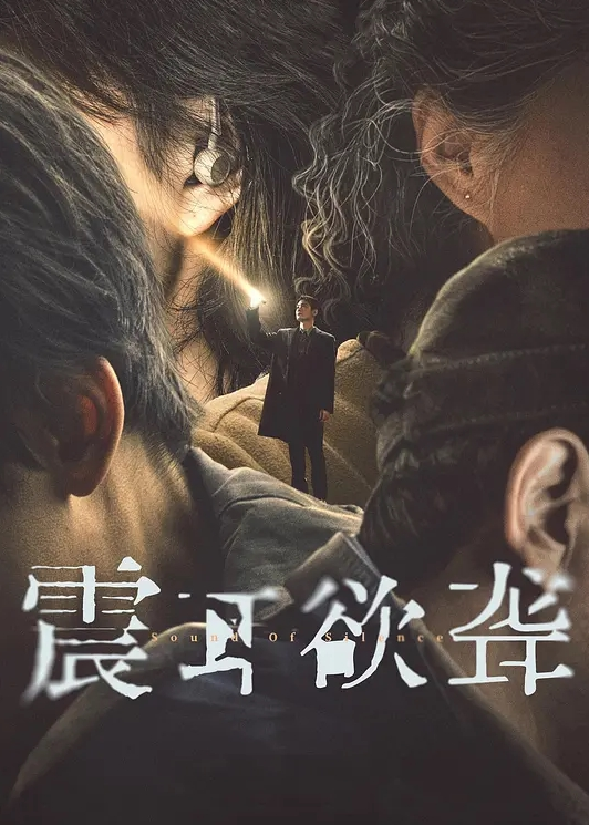 偷情泄密湛江高新.区交通局.科长偷情.同事大.胸人妻.大玩SM性爱舔.脚狗链有权有.钱真好 - 小骚B